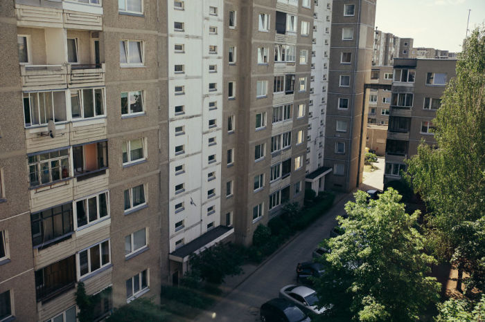 Пара из Вильнюса воссоздала «идеальную советскую квартиру» и сдает ее в аренду фанатам «Чернобыля» идеи для дома,интерьер и дизайн