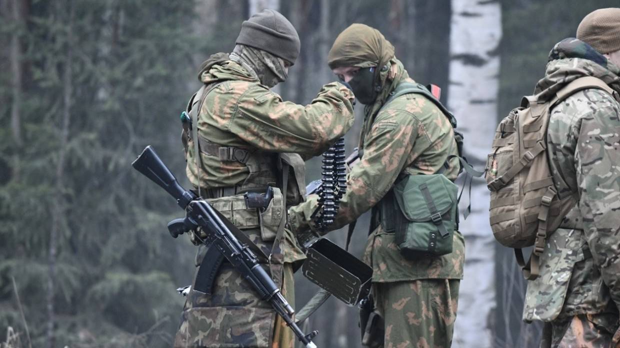 Уникальное подразделение ВС РФ провело тактические стрельбы на полигоне под Мурманском