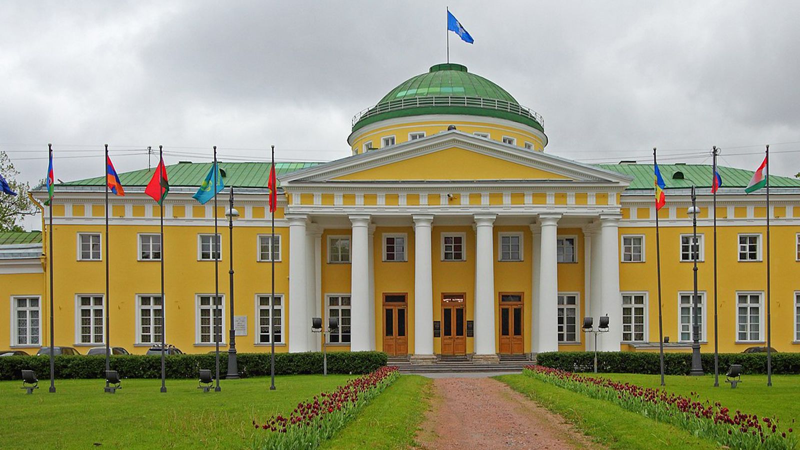 Таврический дворец в санкт петербурге