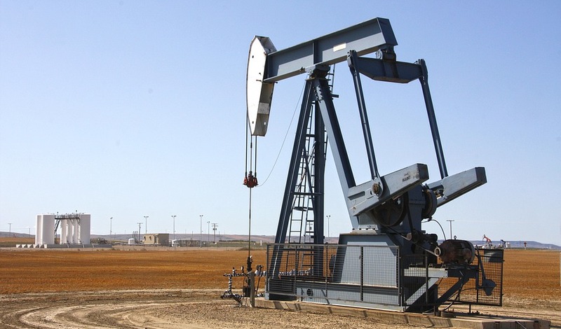 Национализация или приватизация? Эксперты оценили будущее российского нефтегаза