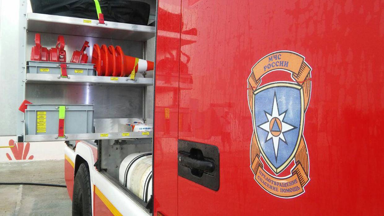 Сель заблокировал движение транспорта в центре Сахалина