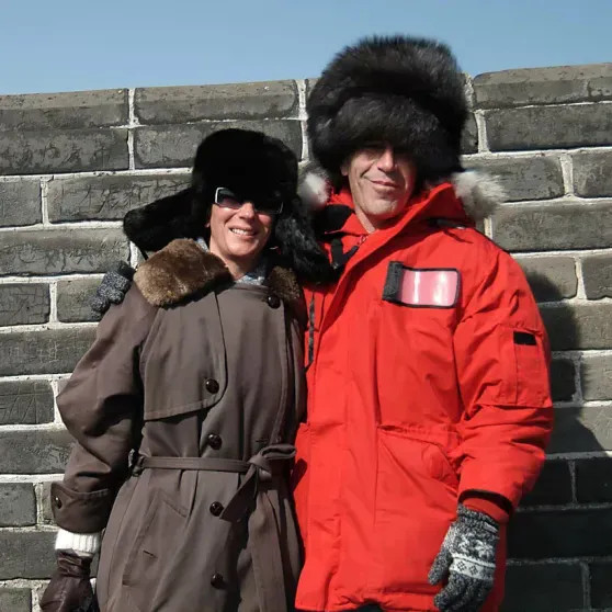 Российскую модель Киру Дихтяр назвали одной из вербовщиц миллиардера-педофила Джеффри Эпштейна Дихтяр, Эпштейна, также, Эпштейном, Эпштейн, переписка, Эпштейну, якобы, после, модели, миллиардеру, своей, Гислейн, Максвелл, числе, молодых, возраста, миллиардера, Билла, данным