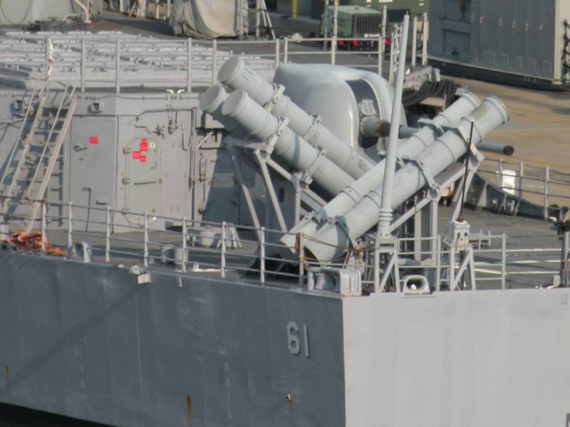 Военно-морская база Норфолк – проплывая мимо вмф