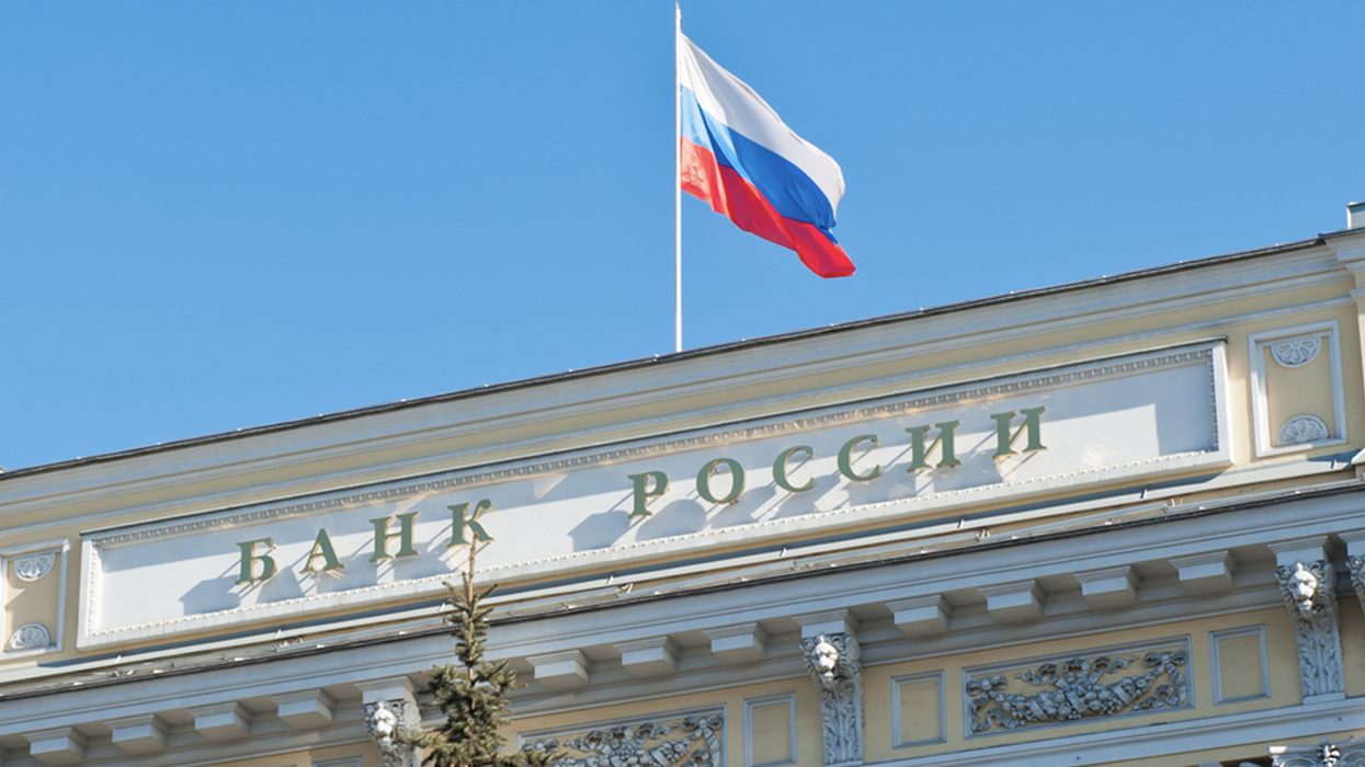 Если осмыслить теоретически, то войну против нас США уже ведут армия,россия