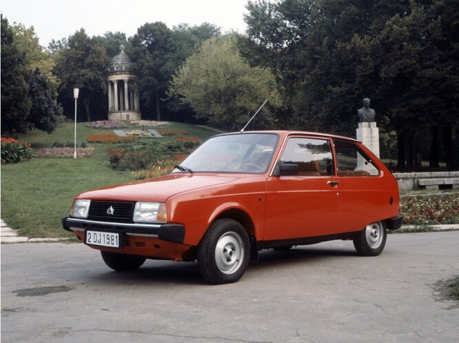 Oltcit – фирма, основанная в Румынии по лицензии завода Citroёn и производившая модели Citroёn с небольшими вариациями под собственным брендом с 1976 по 1991-й. На снимке – модель Oltcit Club 1981 года.