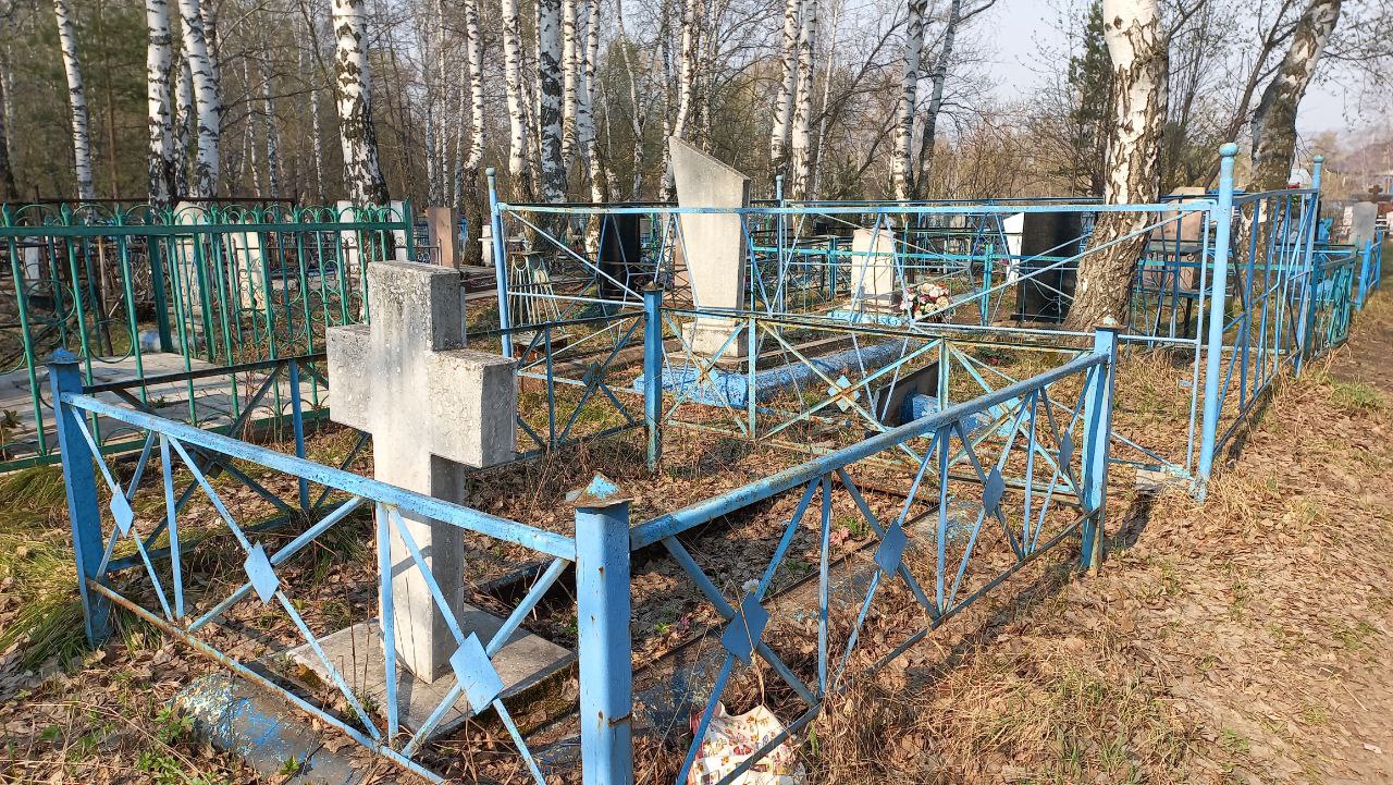 В Кемерове на Радоницу запустят дополнительные автобусы до кладбищ