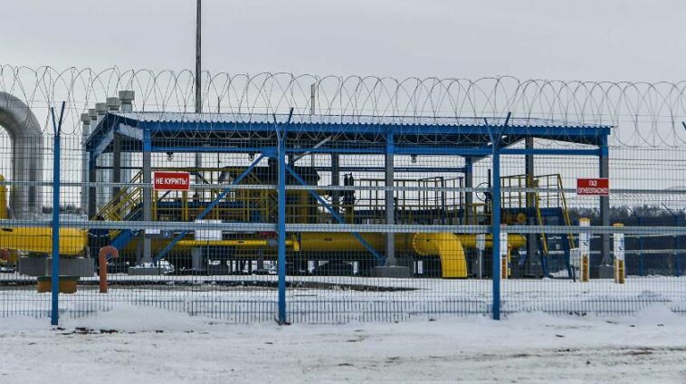 В «Газпроме» пояснили рекордное снижение объемов поставляемого через Белоруссию в Европу топлива
