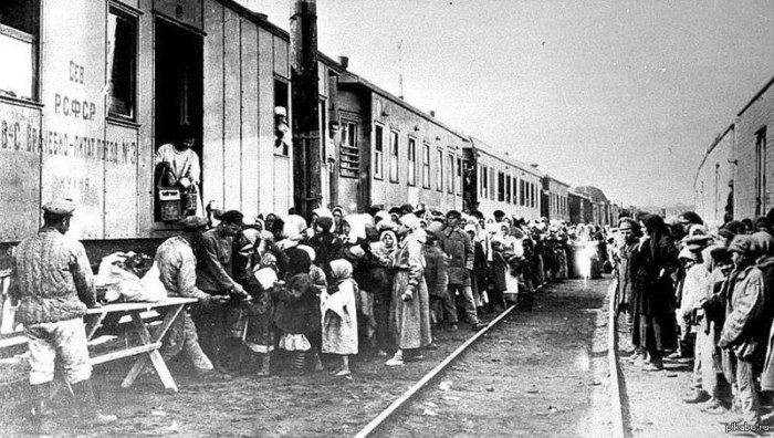 Почему депортированные народы СССР ссылали в Казахстан
