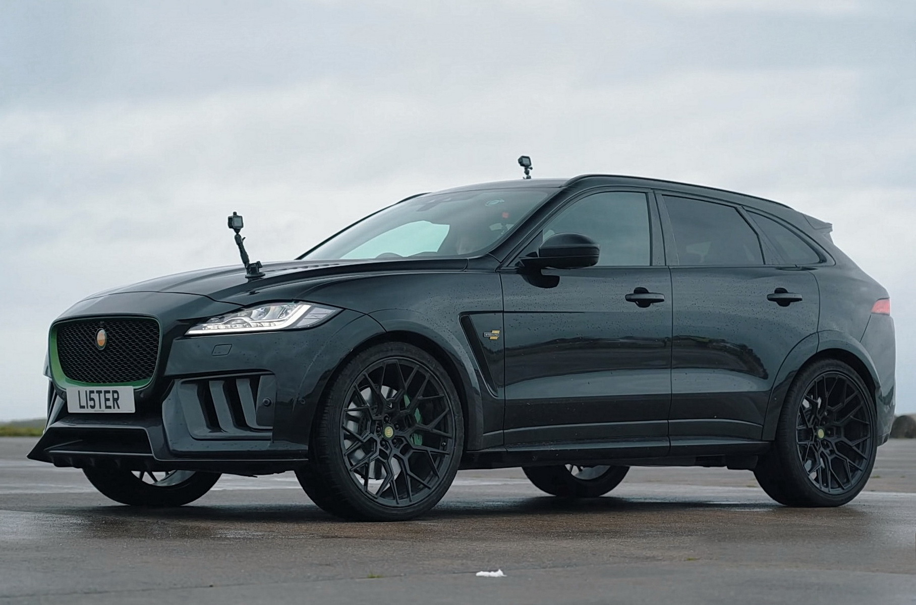 Дрэг-гонка: Jaguar F-Pace SVR от Lister против BMW X6 M Новости