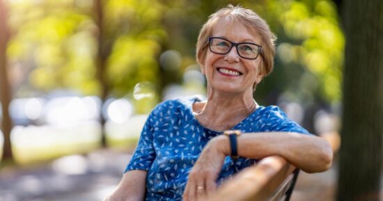 Что больше всего влияет на шанс прожить 100 лет, рассказала академик Адамян