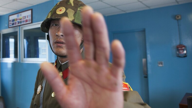 Северная Корея в запрещенных фотографиях: 19 снимков, из-за которых фотографу закрыли въезд в страну