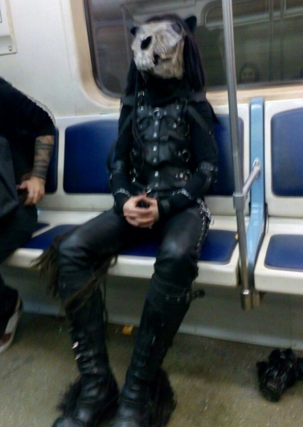 Модники и чудаки из метрополитена Модники и чудаки из метрополитена позитив,смешные картинки,юмор