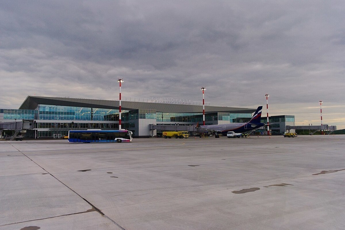 Российский аэропорт разочаровал пассажиров аварийно севшего рейса из Дели