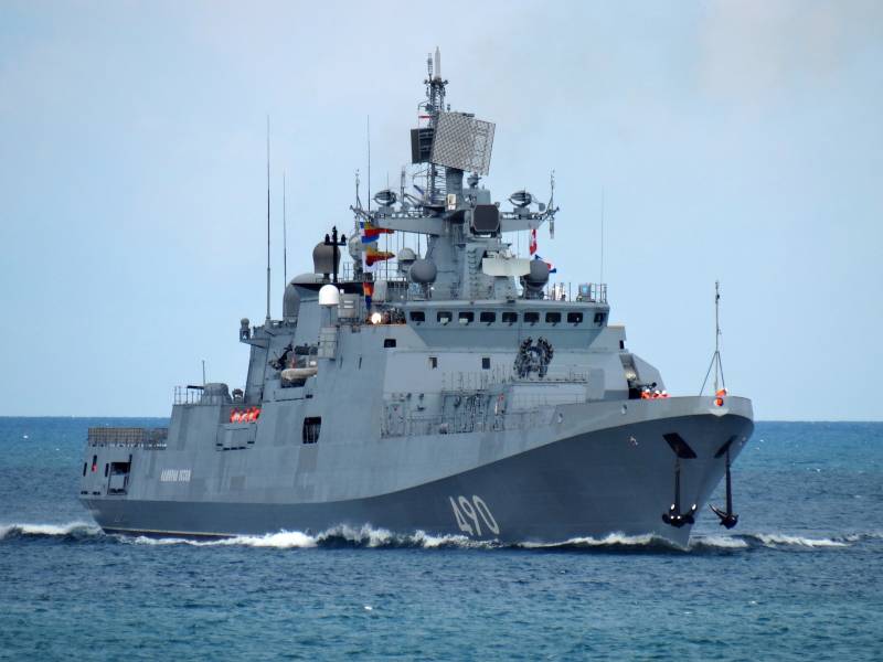 Фрегаты и БДК вместо авианосцев и атомных эсминцев Фрегаты и БДК вместо авианосцев и атомных эсминцев вмф