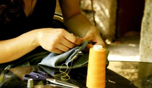 Как чтобы сшить рваные джинсы