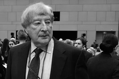 Скончался российско-американский политолог Лозанский
