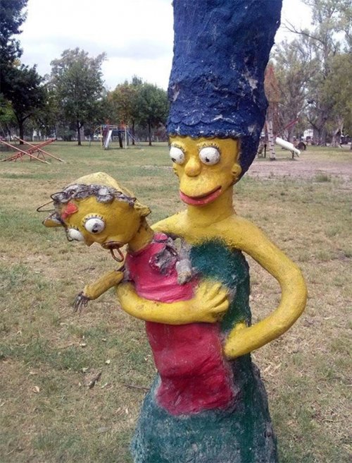 Неуместный и сомнительный дизайн детских игровых площадок 