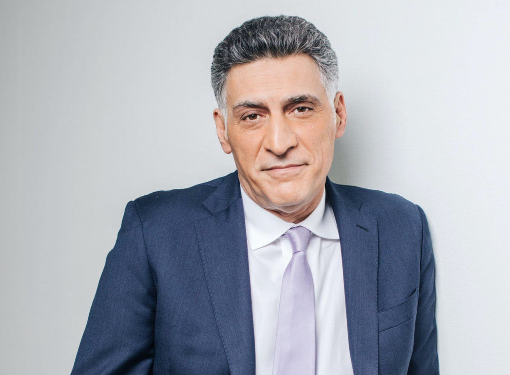 Хранит прах мужа в спальне и скрывает от детей свой диагноз: больная раком Маргарита Симоньян рассказала, как живет после смерти Тиграна Кеосаяна Симоньян, Маргарита, Кеосаян, поделилась, Однако, режиссера, также, жизни, журналистка, эфире, Тигран, «Секрет, миллион», рассказала, когда, словам, врачи, Кеосаяна, смерти, Тиграна