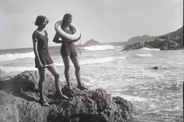 Путешествие во времени по пляжам: от бикини до шаровар Путешествие во времени по пляжам: от бикини до шаровар мода и красота,одежда и аксессуары,пляжная мода