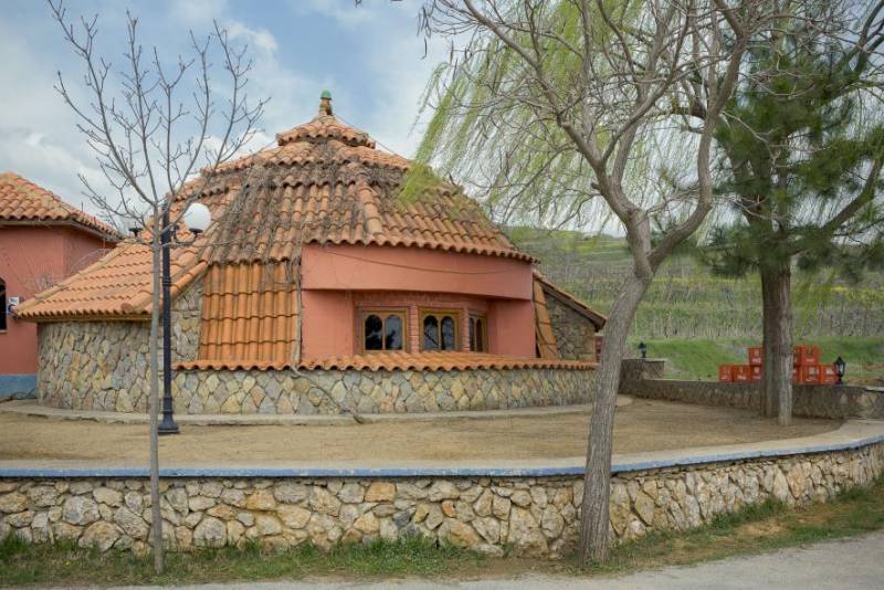 Албания после II мировой войны: социализм и ходжаизм история