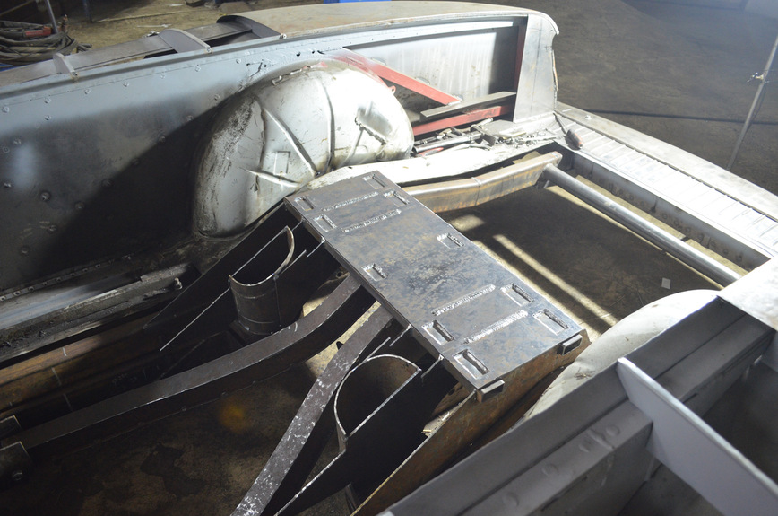 Самый широкий пикап на базе ГАЗ-3102 «Волга» из Пензы получил очень выразительную заднюю часть Самый широкий пикап на базе ГАЗ-3102 «Волга» из Пензы получил очень выразительную заднюю часть авто,авто и мото,автоновости