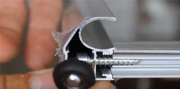 Двери для шкафа купе своими руками - установка фурнитуры Двери для шкафа купе своими руками - установка фурнитуры мебель,ремонт и строительство