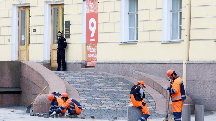ЮРИЙ ПРОНЬКО: "СЛУГИ НАРОДА" ТОРГУЮТ РОССИЕЙ, И ЭТО УЖЕ НЕ СЕКРЕТ