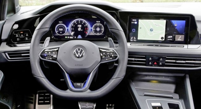 В Евросоюзе Volkswagen Golf оставался самой продаваемой моделью в 2021 году Автомобили