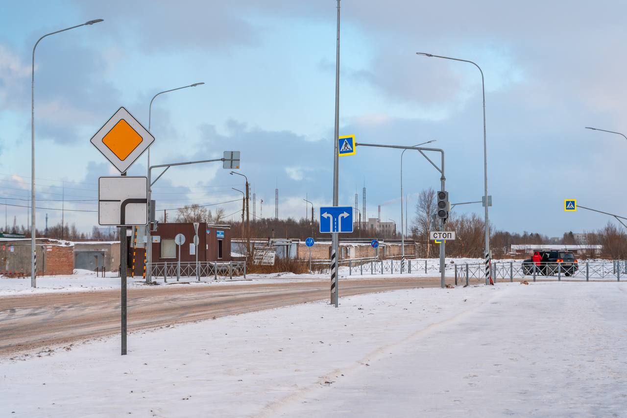 Два участка дорог сданы в эксплуатацию возле строящегося дома в Северодвинске
