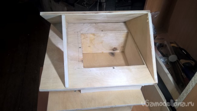 Двухэтажный скворечник в стиле люкс Двухэтажный скворечник в стиле люкс кормушка своими руками