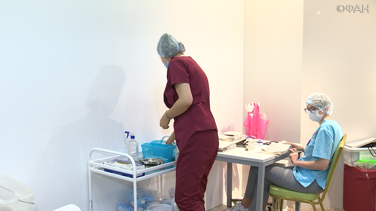 Пункты вакцинации в торговых центрах Владивостока набирают популярность: репортаж ФАН Пункты вакцинации в торговых центрах Владивостока набирают популярность: репортаж ФАН Общество