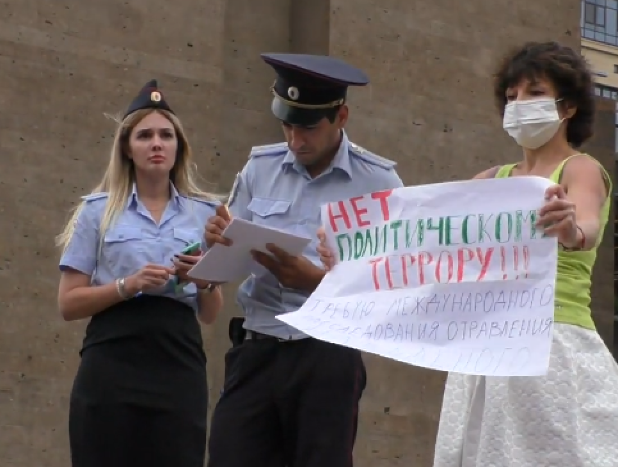 Манукян о пикете за Навального: Киркоров давно раскусил «розовую кофточку»
