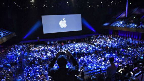 Apple может представить недорогие версии iPhone и iPad в марте ИноСМИ