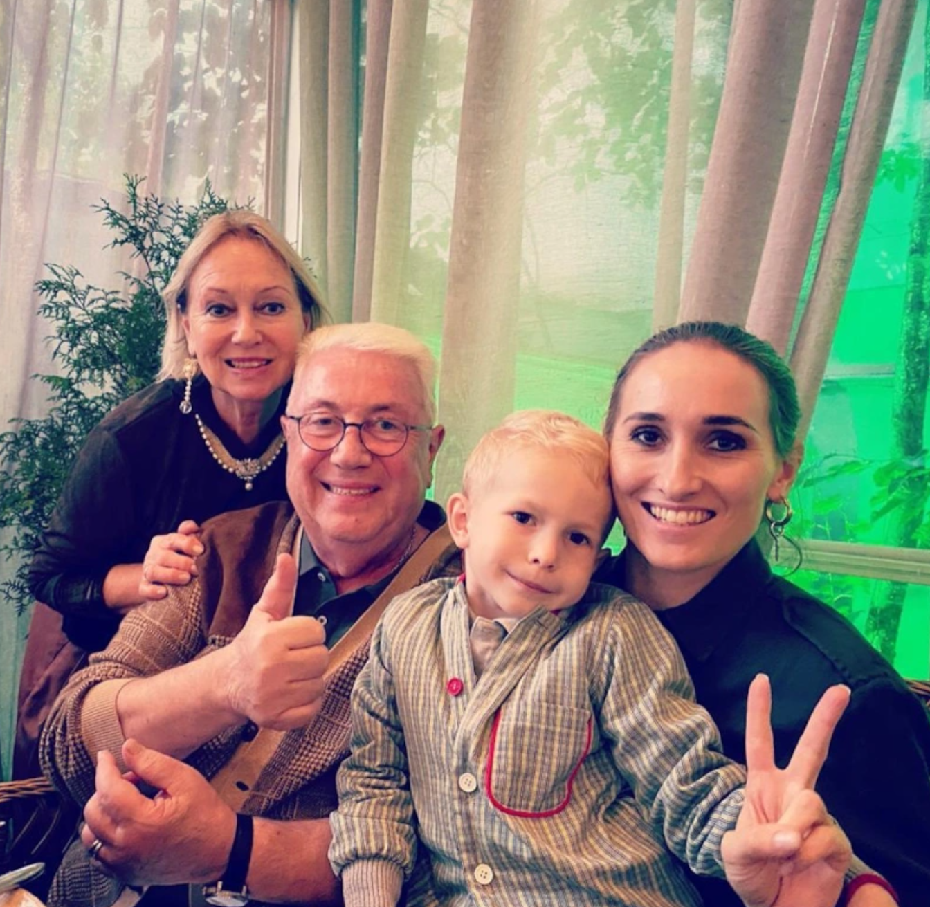 Умер ведущий «Радионяни» Лев Шимелов: чем запомнился артист и как сложилась судьба его коллег Александр, Шимелов, Левенбук, Владимир, Винокур, Литвинов, детей, «Радионяни», Лившиц, родился, театра, после, имени, артиста, Левенбука, только, режиссер, школы, режиссера, которая