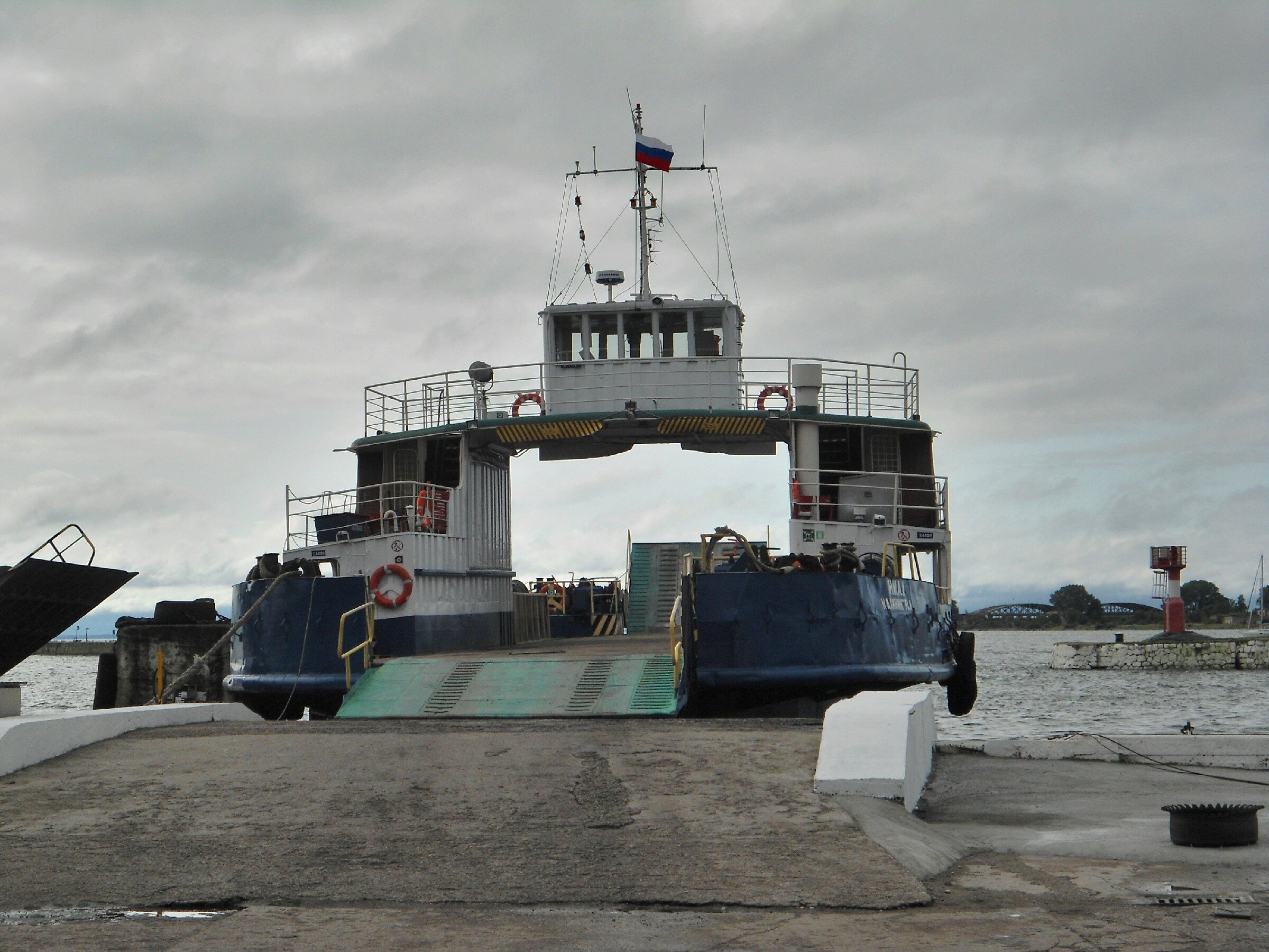 Заброшенный немецкий аэродром Люфтваффе Нойтиф. Начало.