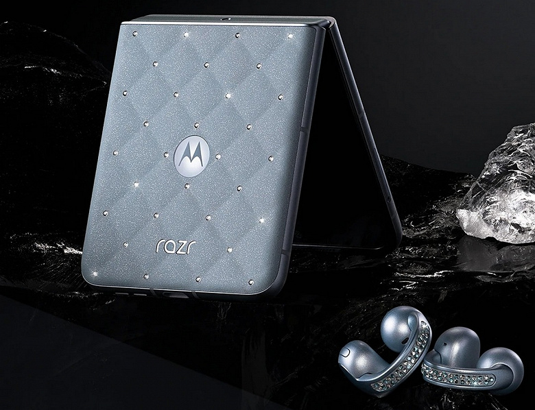 Представлен Moto Razr 60 Ice Diamond