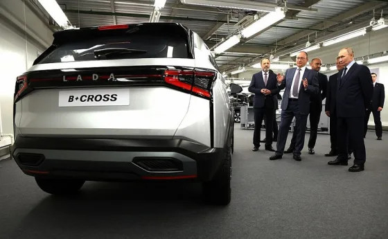 названо точное время презентации кроссовера Lada B+ Cross