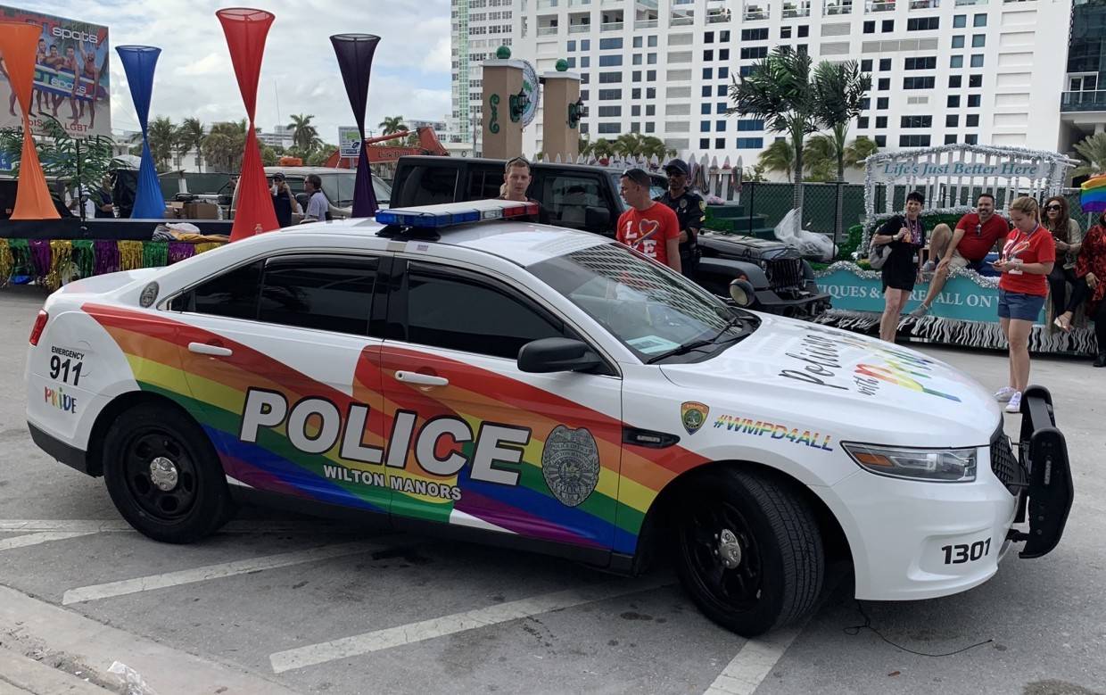 Автор The American Thinker Лифсон назвал «прогрессивной мурой» гендерный план Харрис