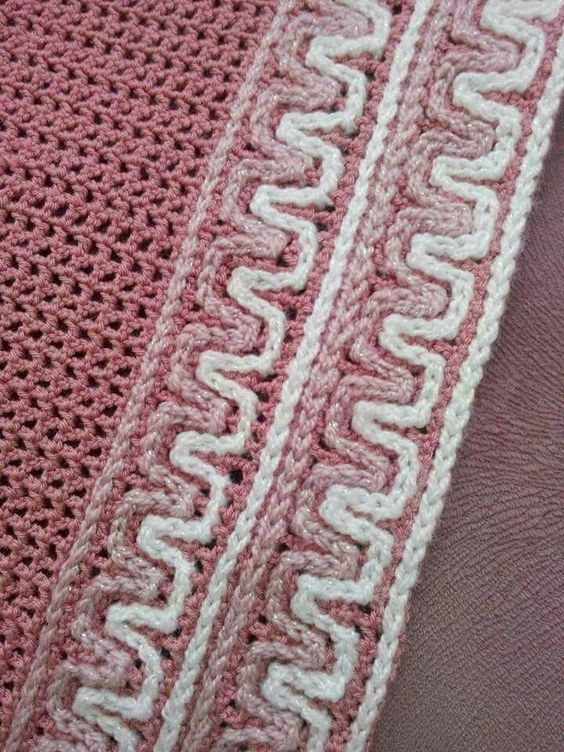 Комбинированное вязание: узоры на филейной сетке