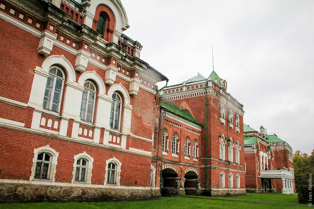 Юрино. Замок Шереметевых автотуризм