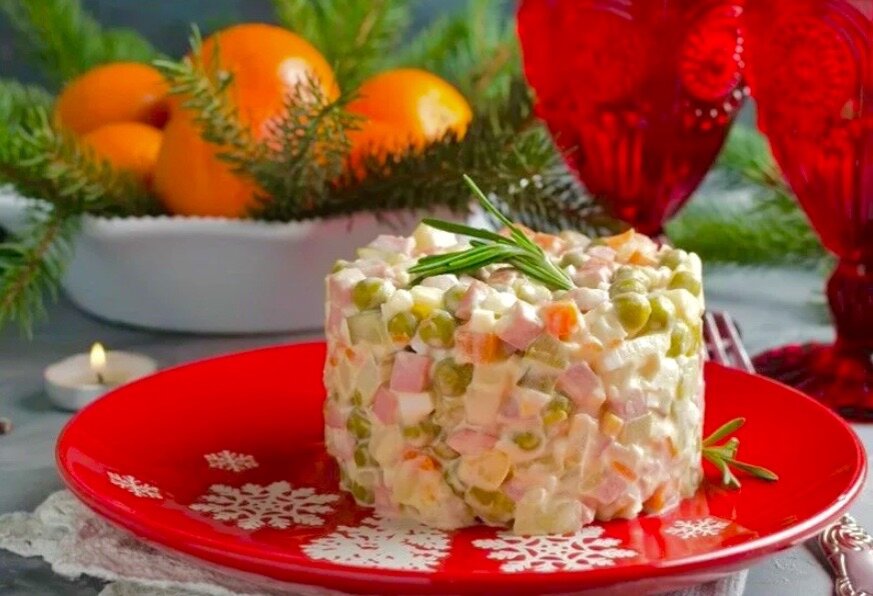 Классический салат "Оливье"