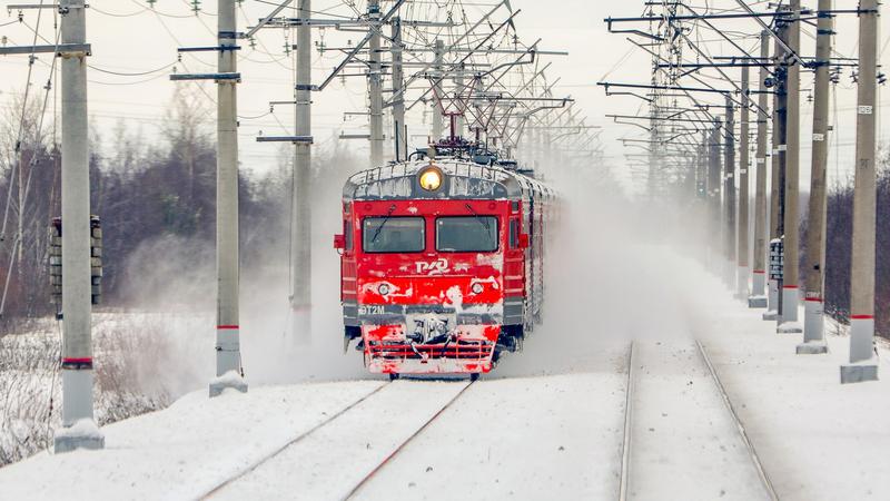 Пассажиропоток пригородных электричек в Петербурге за минувшие праздники вырос на 30%