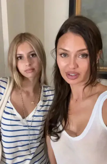 14-летняя дочь Виктории Бони ответила хейтерам Анджелина, Виктория, появилась, Смёрфит, происходящее, Анджелины, Виктории, травлей, блогера, Смёрфита, учится, девочки, Алекса, ирландского, миллиардера, 14летняя, Майкла, марте, бизнесмена, официально