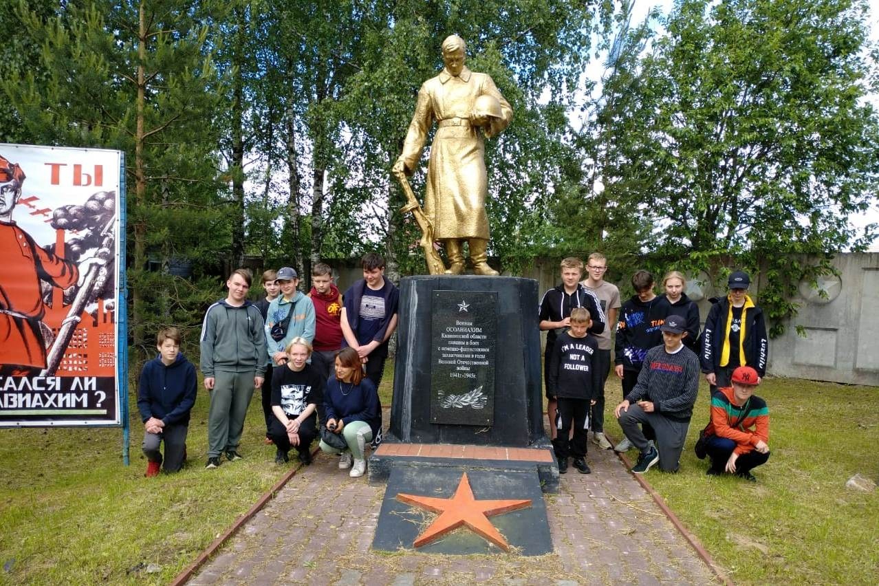 В Нелидово воспитанники пришкольного лагеря посетили школу ДОСААФ России