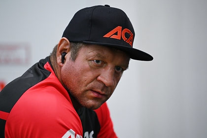 Емельяненко рассказал о «наглым образом» отобранном Mercedes от Кадырова