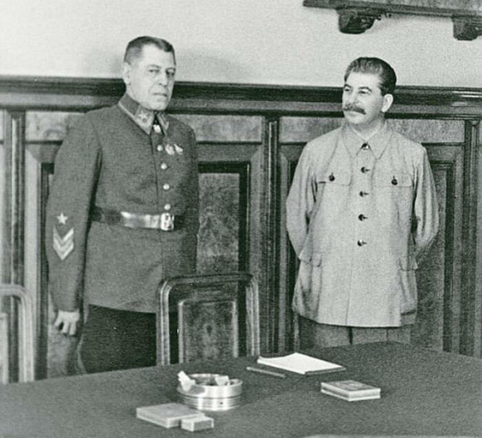 Сталин держал Шапошникова в личных советниках. /Фото: fondsk.ru