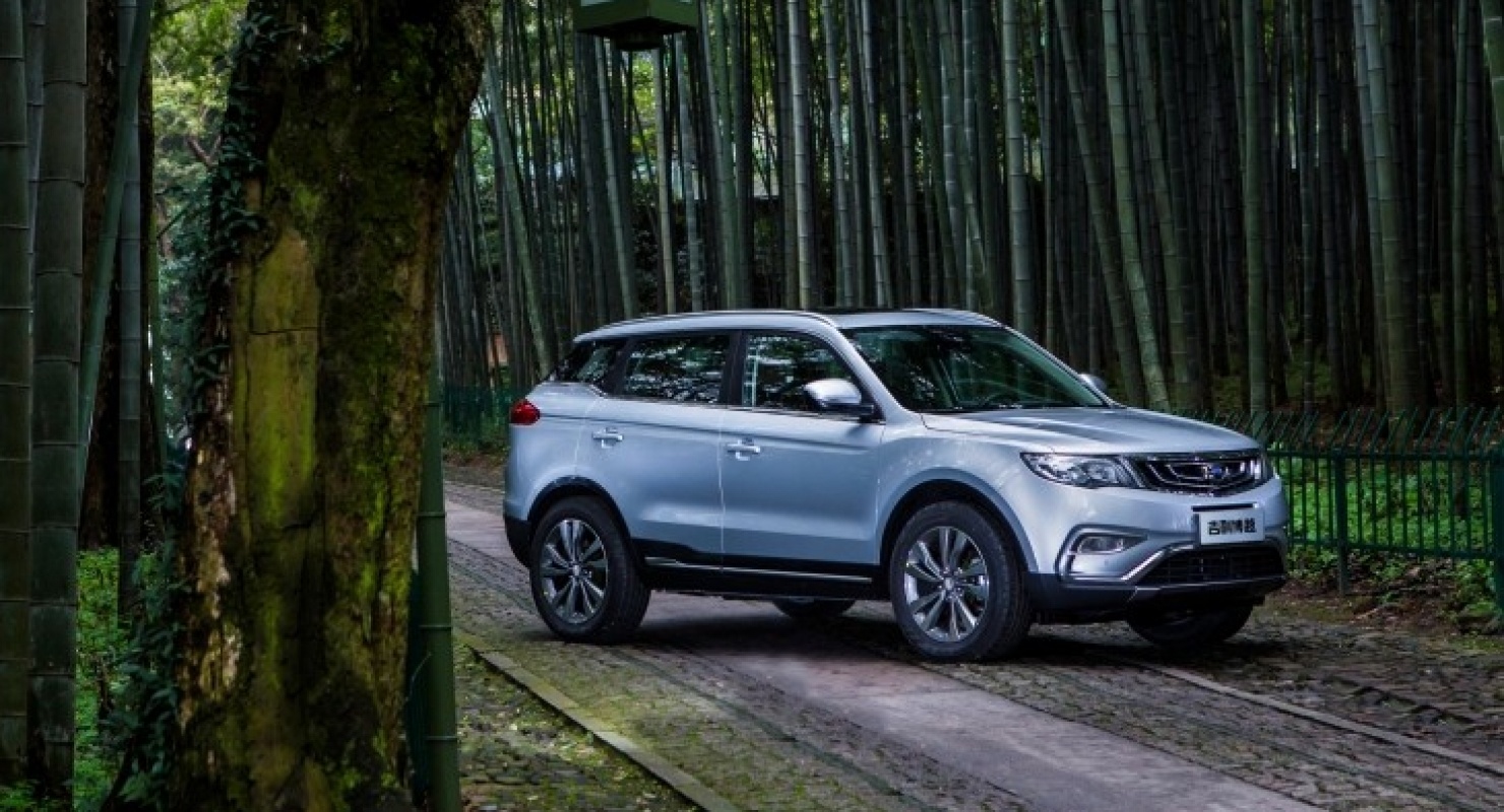 Haval F7 или Geely Atlas Pro? Где меньше китайского?