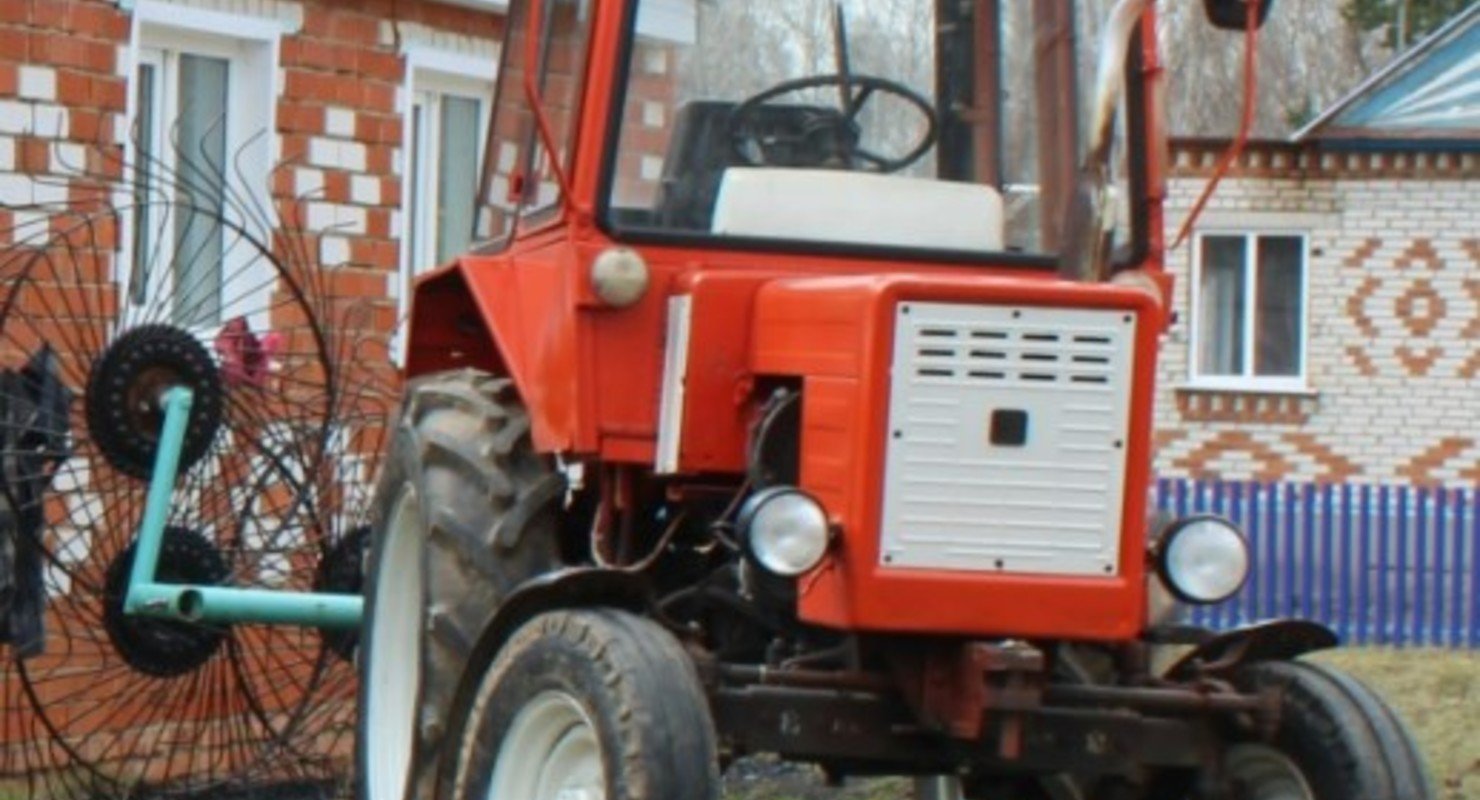 Трактор Т-25 «Владимирец»: большой помощник деревенским жителям