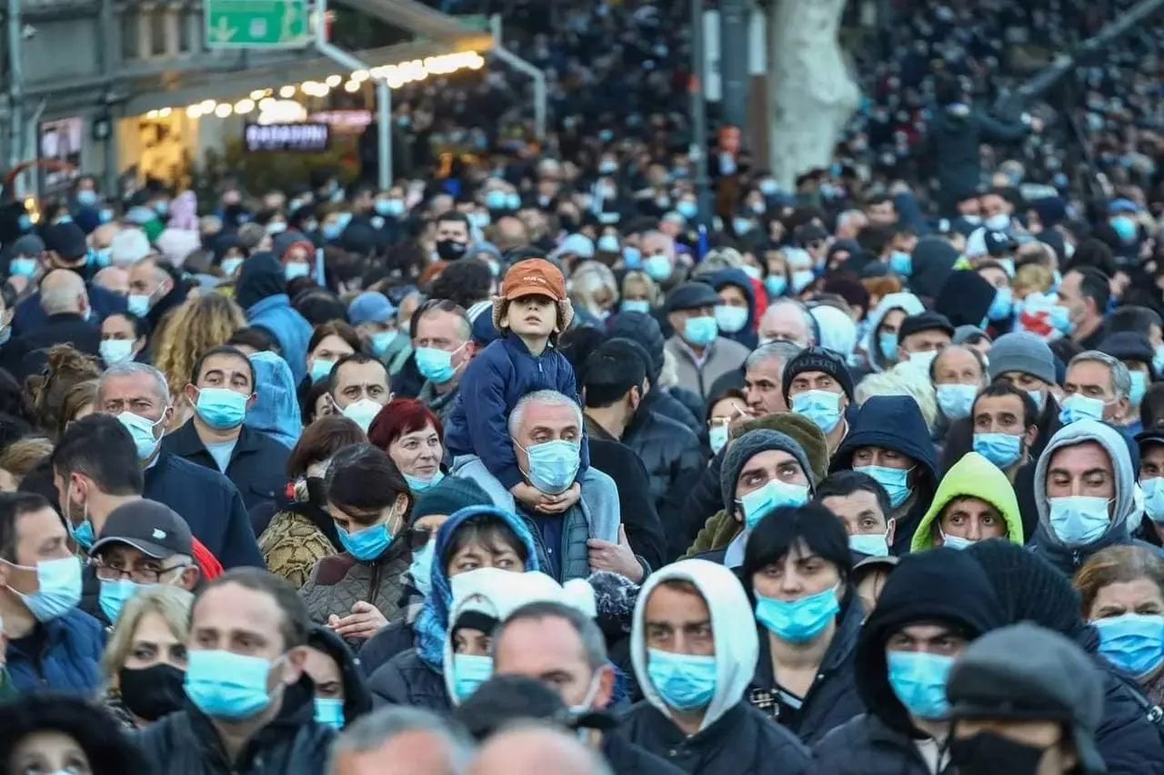 Грузия: Затишье перед бурей  ,