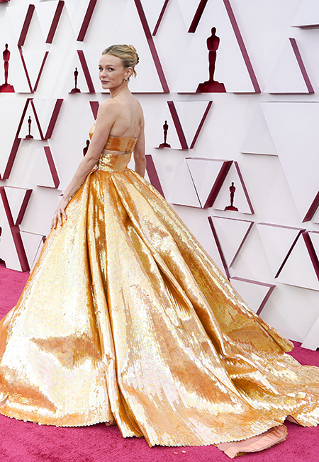 Кэри Маллиган, Аманда Сейфрид, Марго Робби: самые яркие образы церемонии ОСКАР Звезды,Красная дорожка